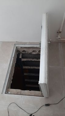 Напольный люк Самоподъемный Невидимка уголок 500*1850 Напольный люк Самоподъемный Невидимка уголок 500*1850